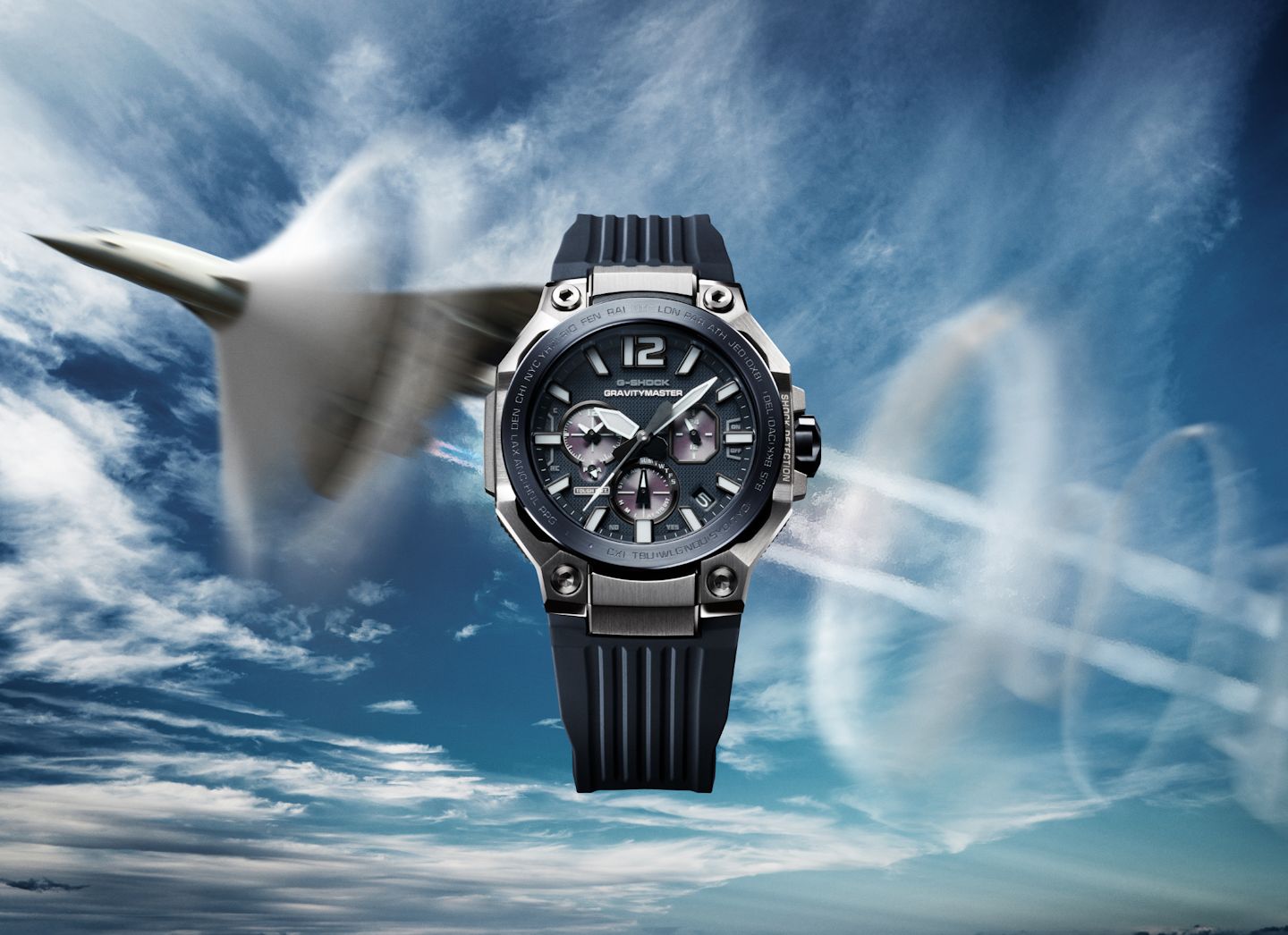 過酷な空の環境に耐える時刻精度と強度を実現した“G-SHOCK” | CASIO