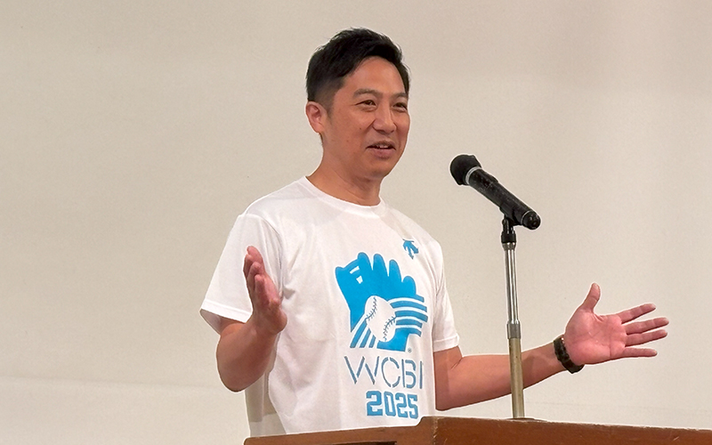 鈴木県知事の写真