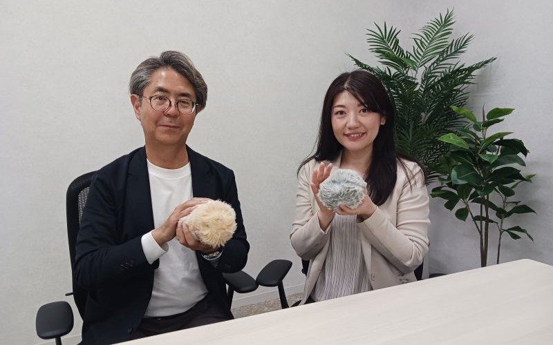 左から：河村 義裕、慶應義塾大学 寺澤 悠理 教授の画像