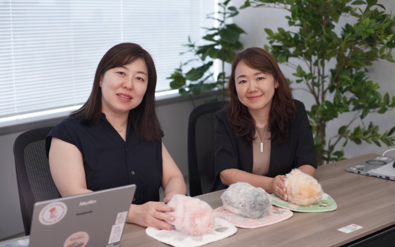 市川英里奈と中村あゆみの写真