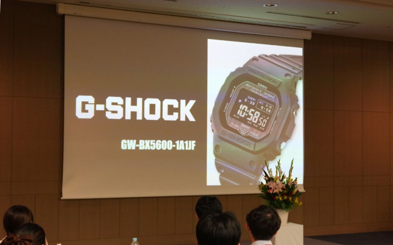 スクリーンに映し出された「GW-BX5600-1A1JF」