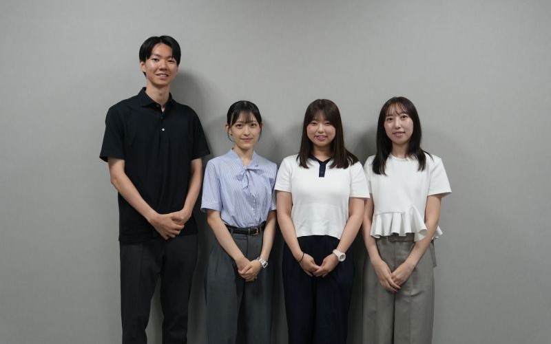 4人の画像