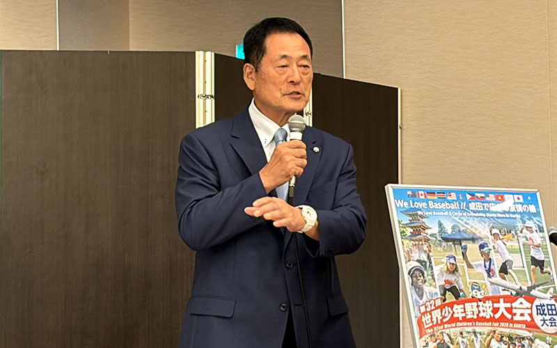 中畑評議員のスピーチの様子