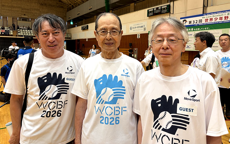 樫尾常務、王理事長、高野社長の画像