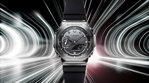 新品 タグ付き CASIO G-SHOCK GM-2100-1AJF メタル 時計 腕時計